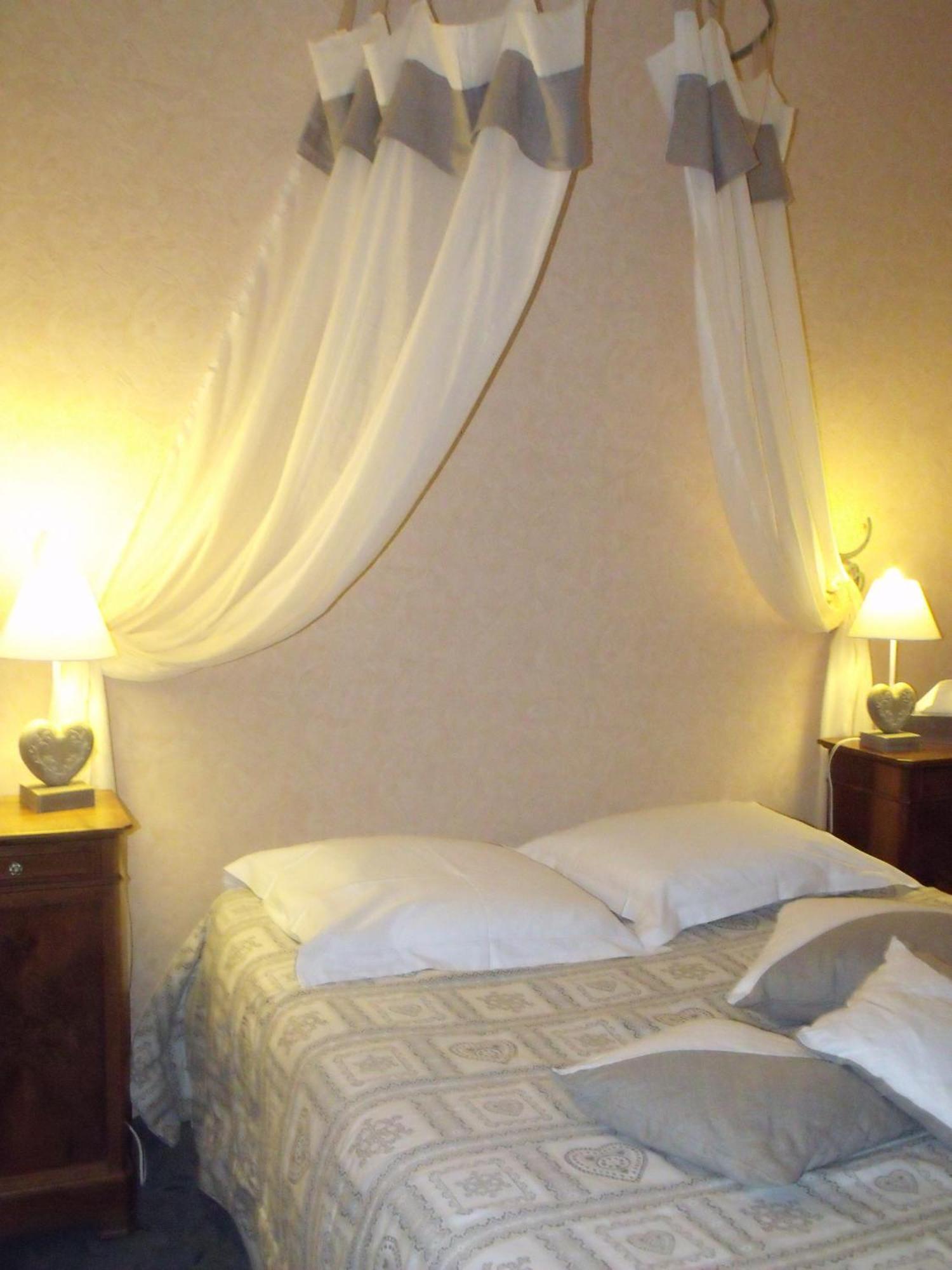 Relais Saint Louis, Logis Hotel Belleme Exterior photo