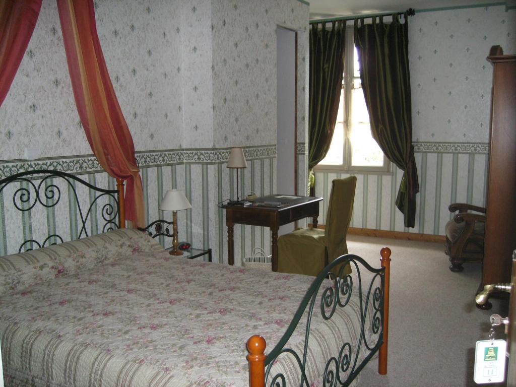 Relais Saint Louis, Logis Hotel Belleme Room photo